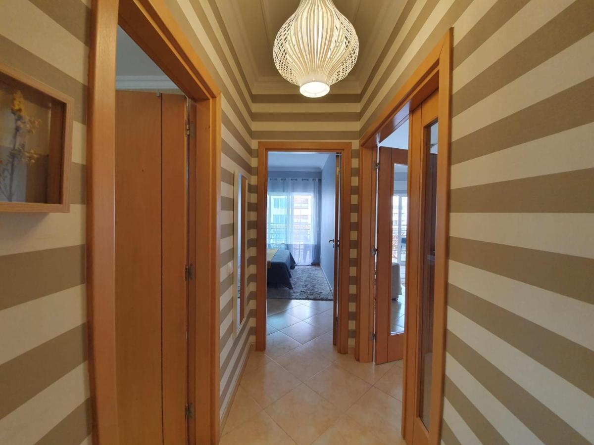 Casa Mar da Rocha em Portimão com piscina e BBQ Apartamento Exterior foto