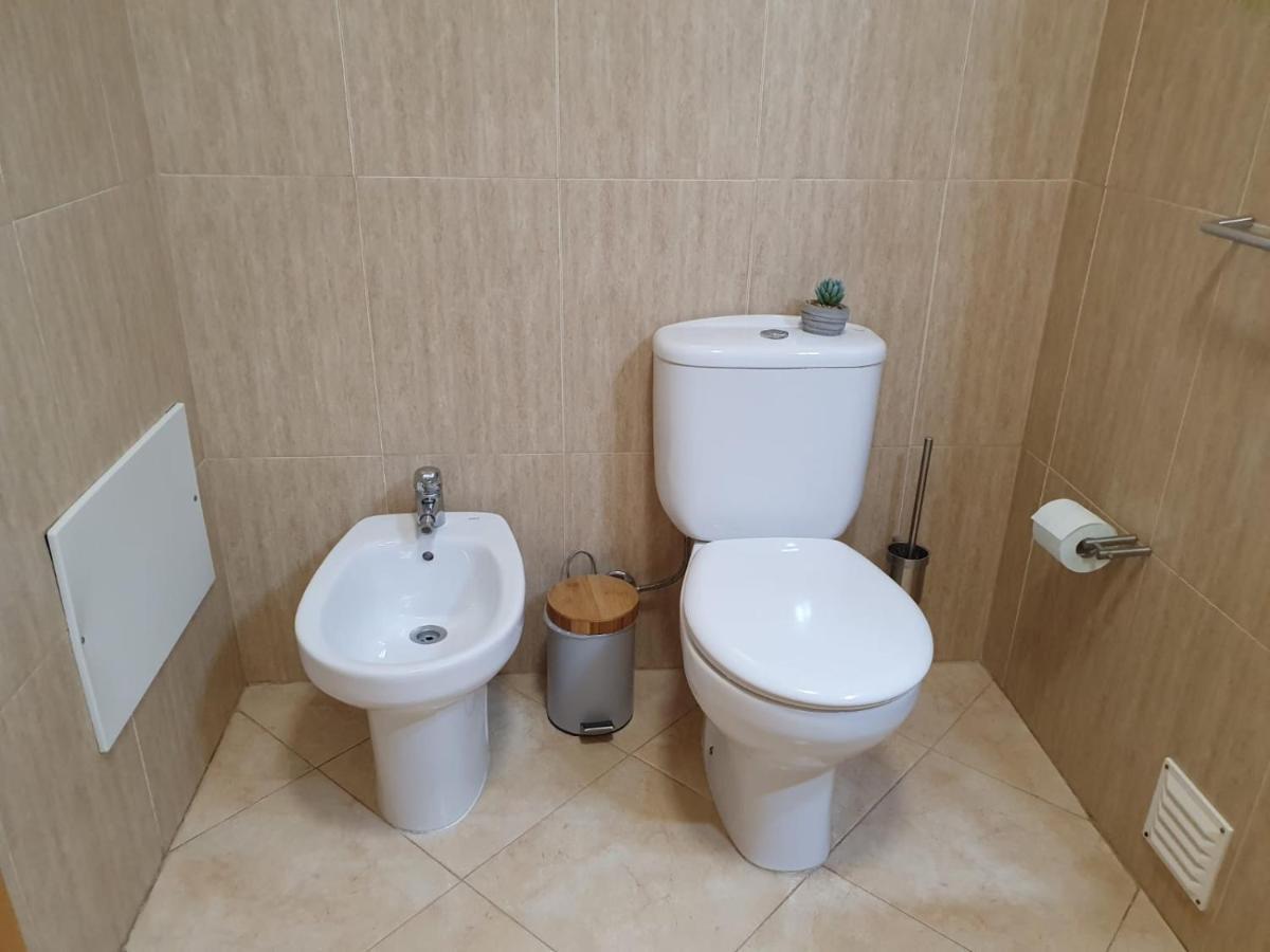 Casa Mar da Rocha em Portimão com piscina e BBQ Apartamento Exterior foto