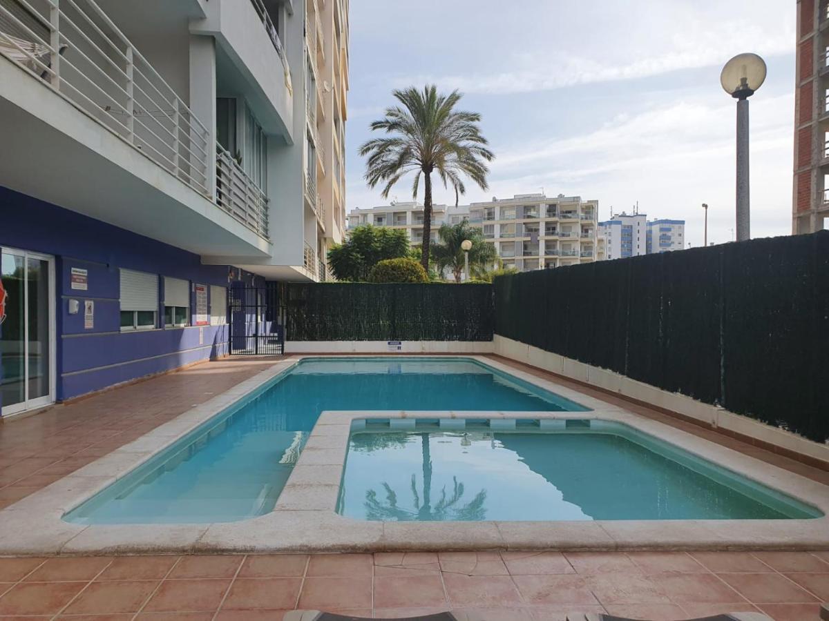Casa Mar da Rocha em Portimão com piscina e BBQ Apartamento Exterior foto